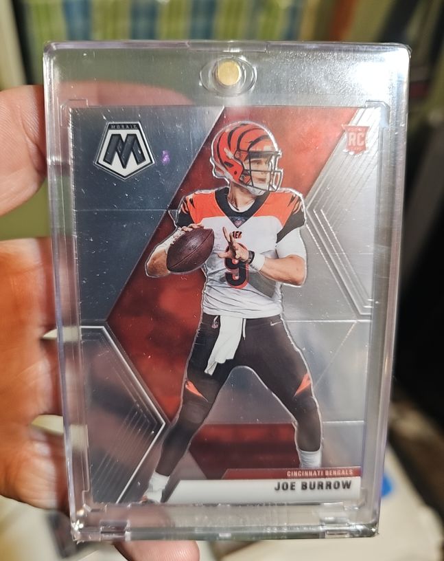 2020 Panini Mosaic #201 Joe Burrow — front