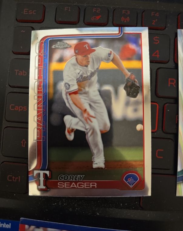 2025 Topps Chrome #24 Corey Seager — front