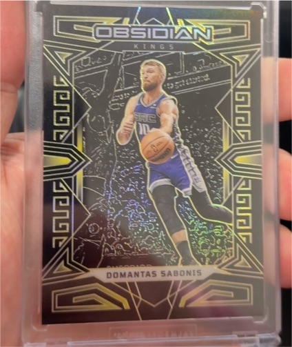 2022-23 Panini Obsidian #80 Domantas Sabonis — front