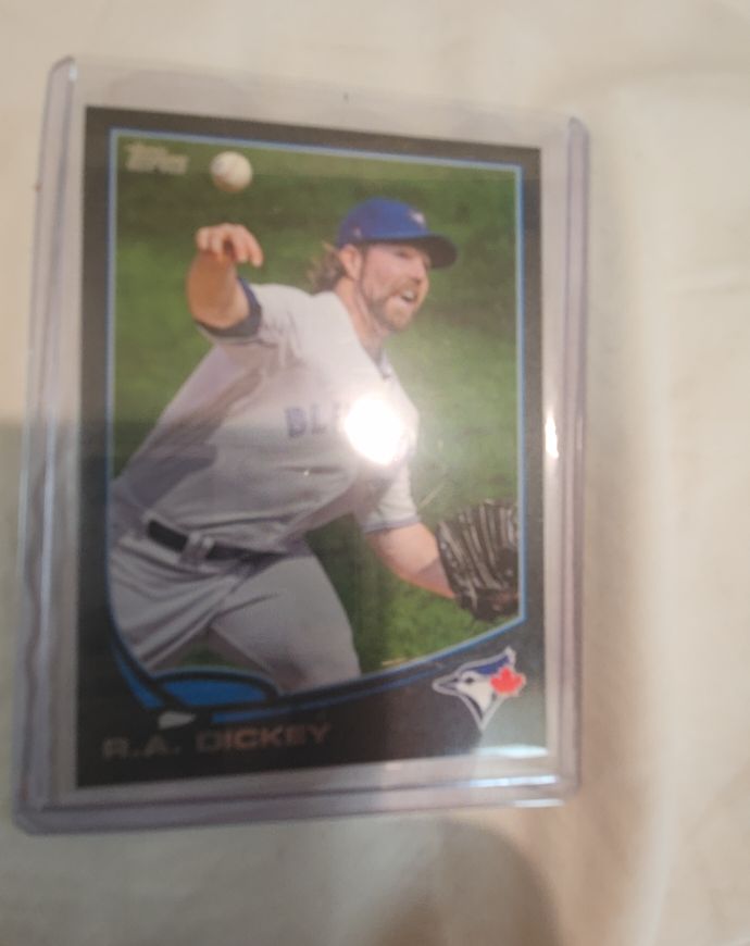 2013 Topps #554 R.A. Dickey — front