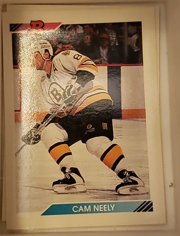 1992-93 Bowman #62 Cam Neely — front