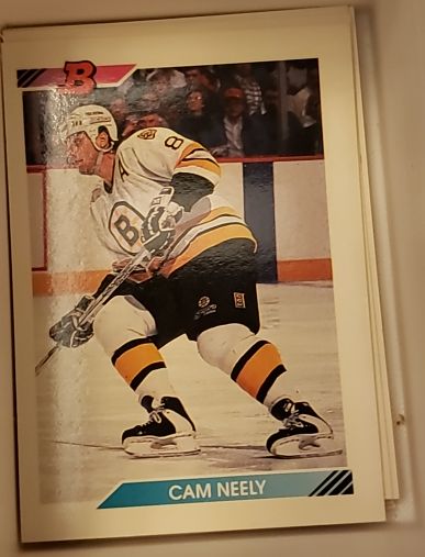 1992-93 Bowman #62 Cam Neely — front
