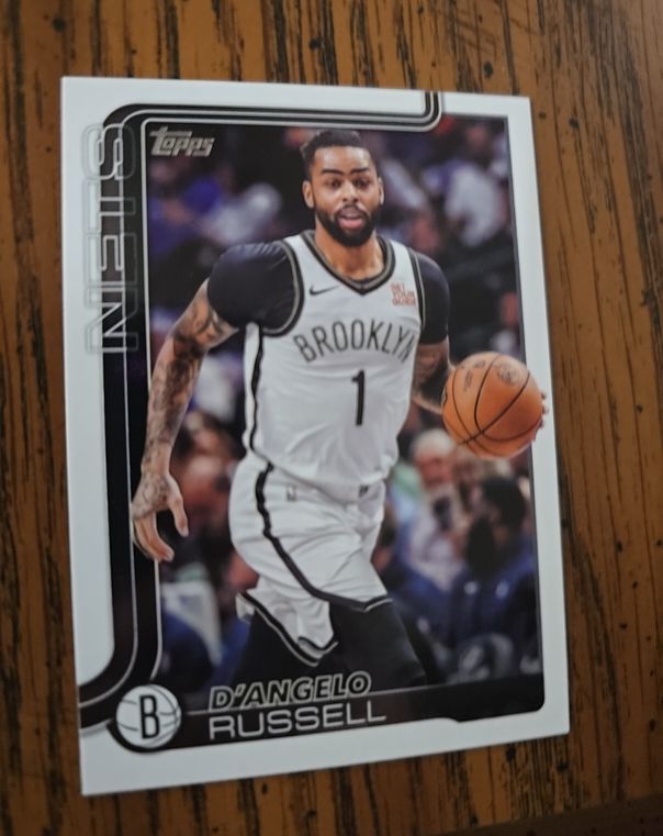 2025-26 Topps Basketball #8 D'Angelo Russell — front