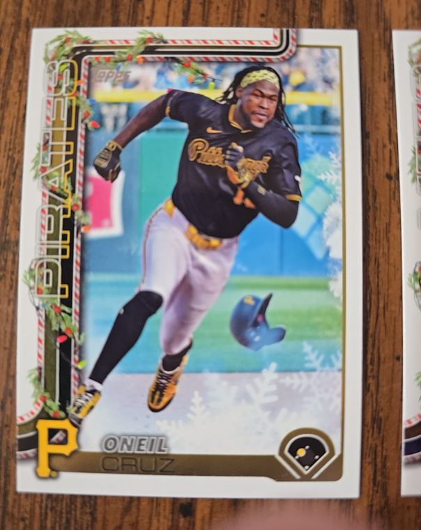 2025 Topps Holiday #H73 Oneil Cruz — front