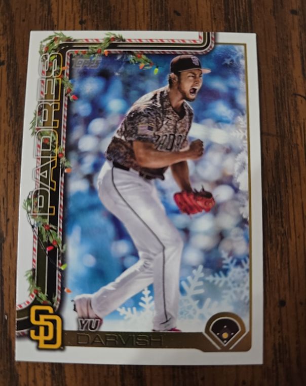 2025 Topps Holiday #H88 Yu Darvish — front