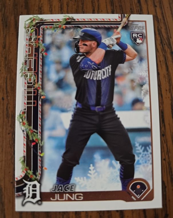 2025 Topps Holiday #H136 Jace Jung — front
