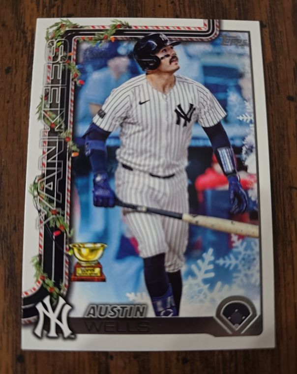 2025 Topps Holiday #H56 Austin Wells — front