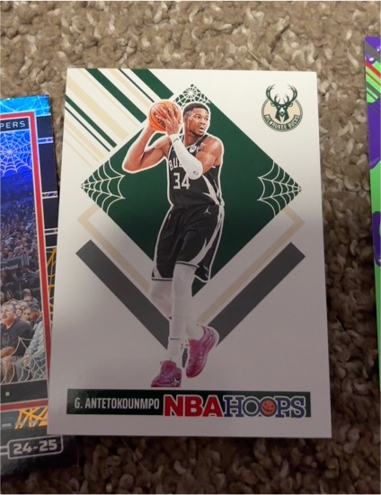 2024-25 Panini Haunted Hoops Tribute #288 Giannis Antetokounmpo — front