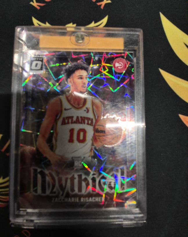 2024-25 Panini Donruss Optic #10 Zaccharie Risacher Mythical — front