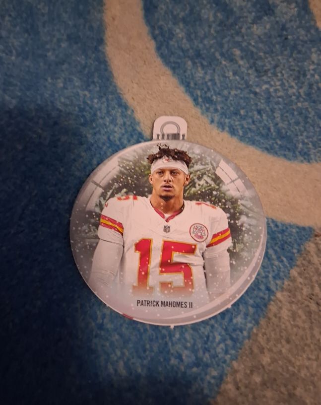 2025 Panini Mosaic Holiday Ornament #Patrick Mahomes II — front