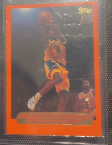 1999-00 Topps #125 Kobe Bryant — front