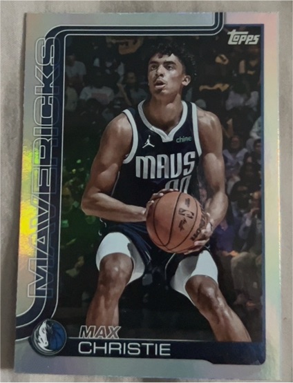 2025-26 Topps #174 Max Christie — front
