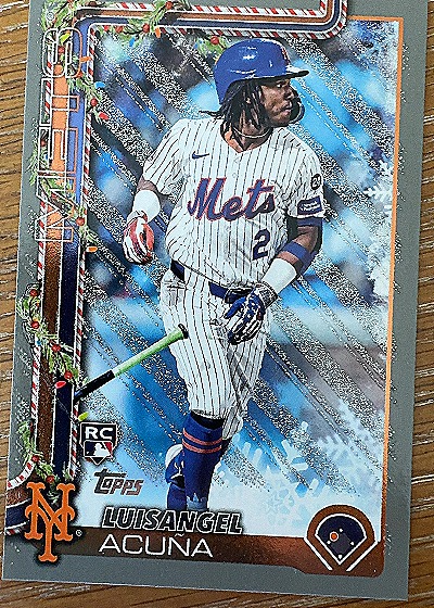 2025 Topps Holiday #H113 Luisangel Acuna — front