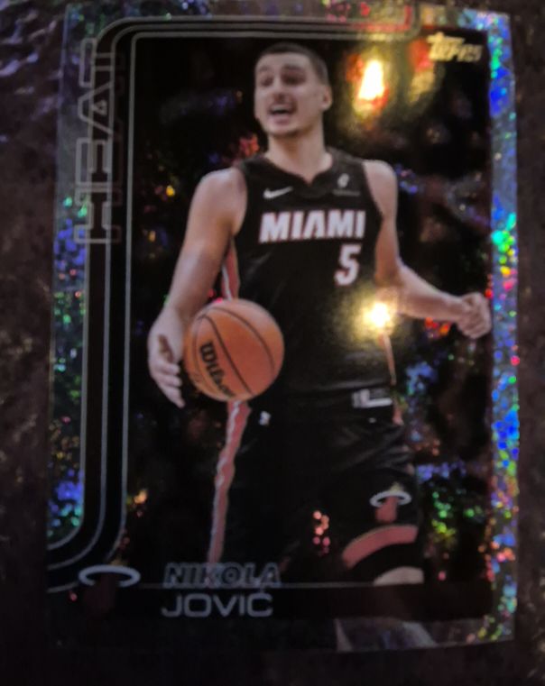 2025-26 Topps #76 Nikola Jovic — front