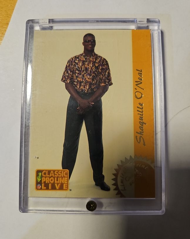 1993 Classic Pro Line Live #LP2 Shaquille O'Neal — front