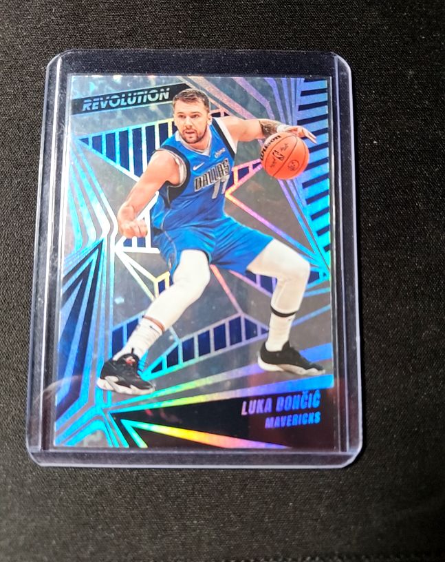 2023-24 Panini Revolution #83 Luka Dončić — front
