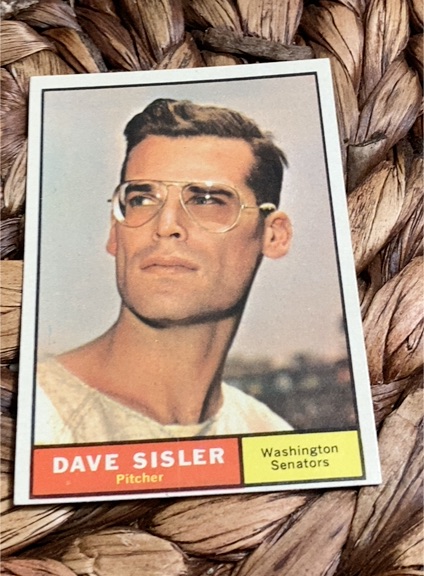 1961 Topps #239 Dave Sisler — front