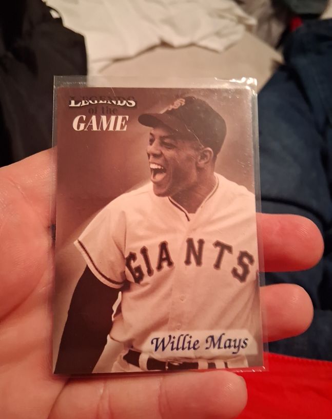1998 Fleer Sports Illustrated Legends of the Game #20 Willie Mays — front