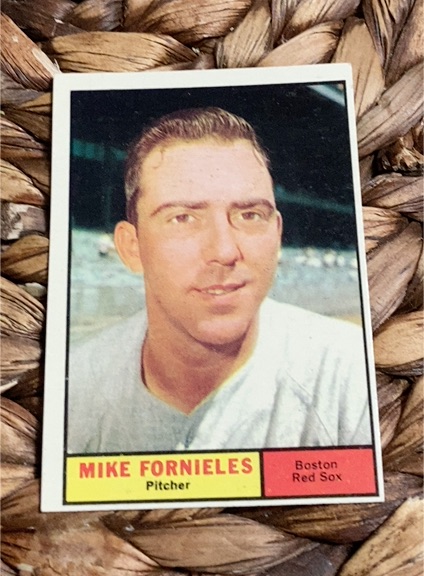 1961 Topps #113 Mike Fornieles — front