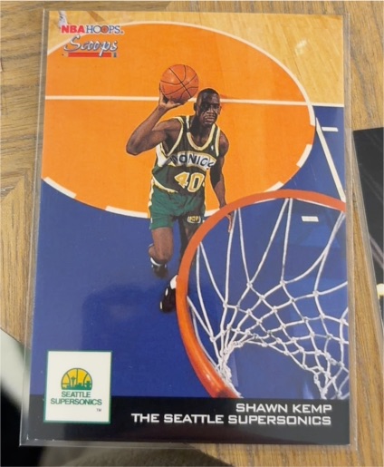 1993-94 Hoops Scoops #HS25 Shawn Kemp — front