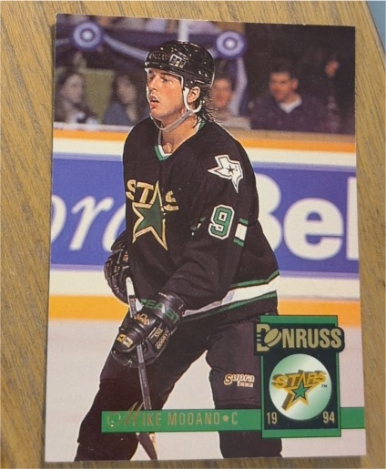 1993-94 Donruss #76 Mike Modano Dallas Stars — front