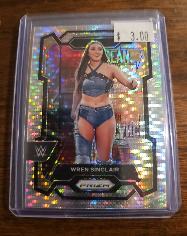 2024 Panini Prizm WWE #195 Wren Sinclair — front