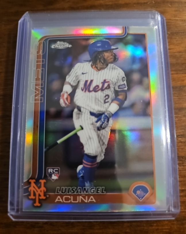 2025 Topps Chrome #56 Luisangel Acuna — front