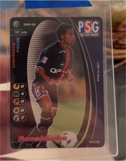 2001-02 Football Champions #194 Ronaldinho — front