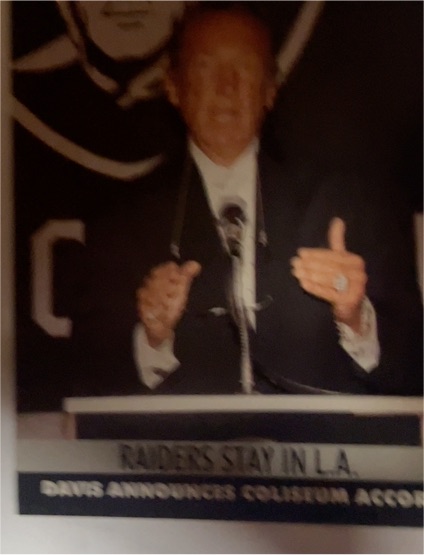1990 Pro Set #786 Raiders Stay in L.A. — front