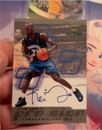 2001 Upper Deck MVP Pro Sign #PRO-5 Kevin Garnett — front