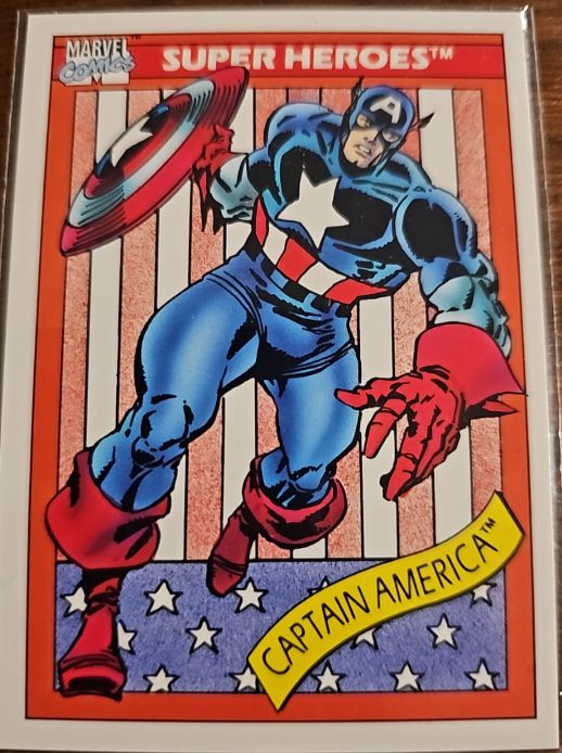 1990 Marvel Universe Series 1 #1 Captain America — front