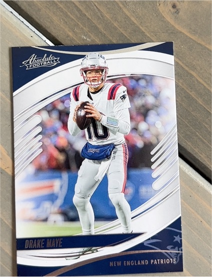 2024 Panini Absolute Football #10 Drake Maye — front