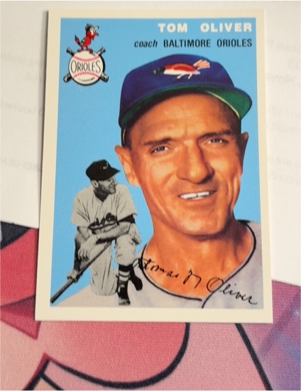 1954 Topps #207 Tom Oliver — front