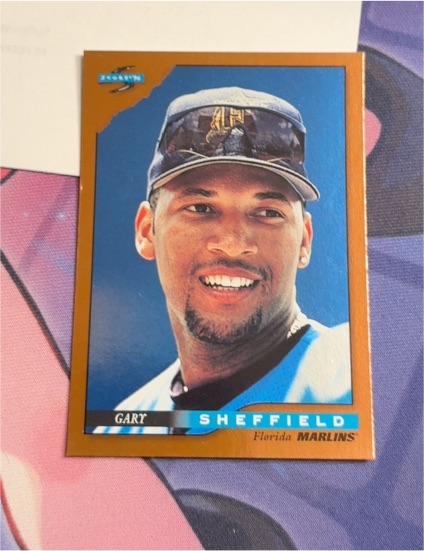 1996 Score Dugout Collection #6 Gary Sheffield — front