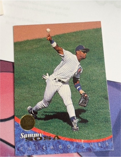 1994 Leaf #98 Sammy Sosa — front