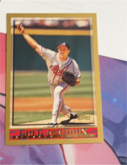 1998 Topps #296 Greg Maddux — front