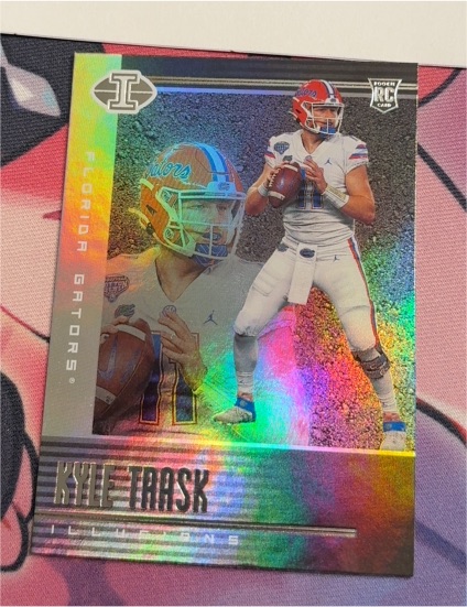 2021 Panini Chronicles Draft Picks Illusions #108 Kyle Trask — front