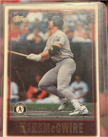 1997 Topps #62 Mark McGwire — front