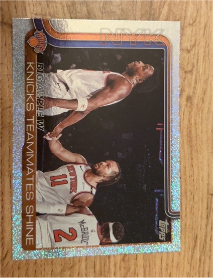 2025-26 Topps #274 Big Apple W: Knicks Teammates Shine — front