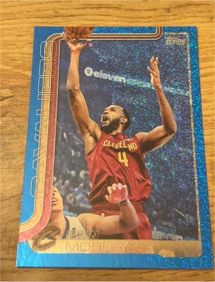 2025-26 Topps #82 Evan Mobley — front