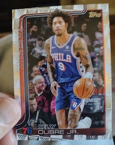 2025-26 Topps #27 Kelly Oubre Jr. — front
