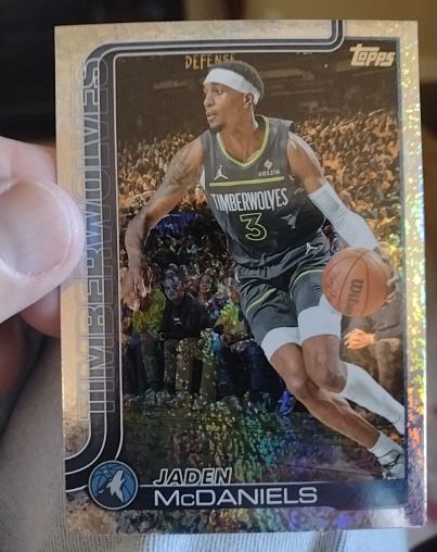 2025-26 Topps #248 Jaden McDaniels — front