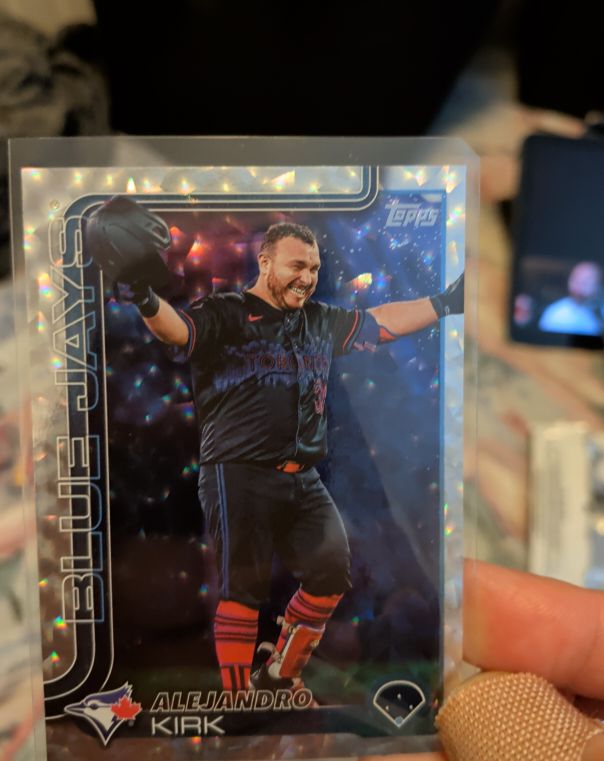 2025 Topps Series 2 #689 Alejandro Kirk — front