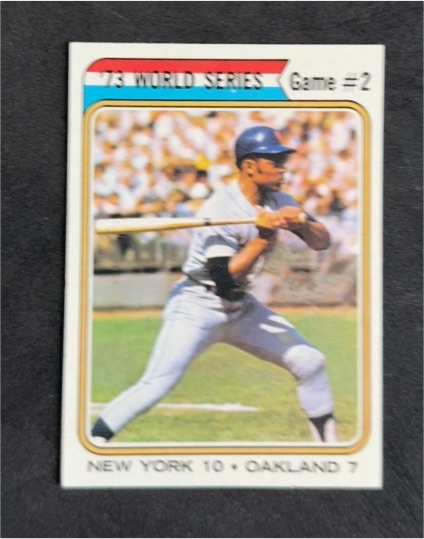1974 Topps #473 Willie Mays '73 World Series Game 2 — front