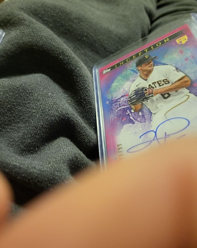 2024 Topps Inception Rookie Autograph Magenta Variation — front