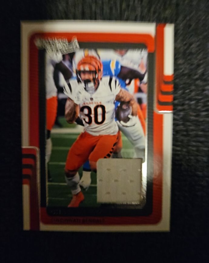 2025 Panini Donruss Threads #DTH-CBR Chase Brown — front