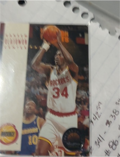 1993-94 Skybox Premium #81 Hakeem Olajuwon — front