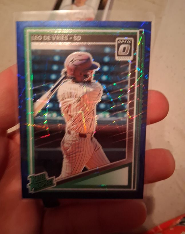 2025 Donruss Optic #148 Leo De Vries — front