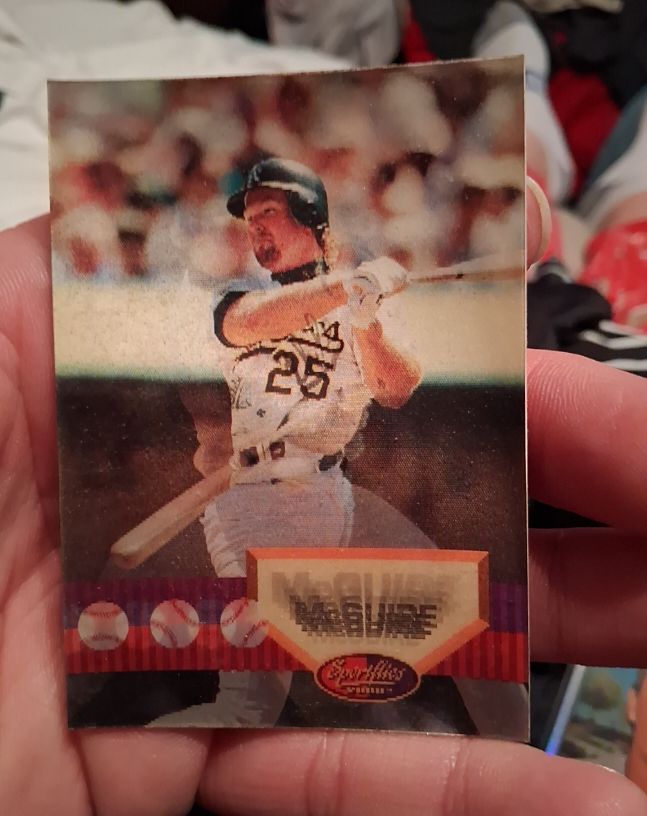 1994 Pinnacle Sportflics 2000 #2000 Mark McGwire — front