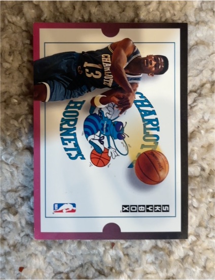 1992-93 SkyBox #284 Kendall Gill — front